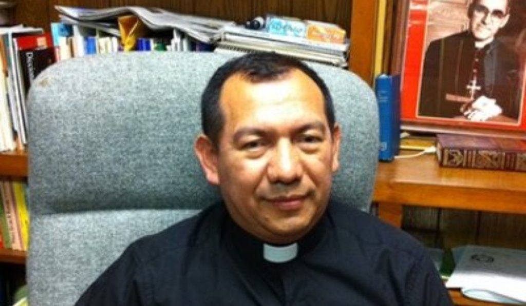 vidal rivas sacerdote migrante 02