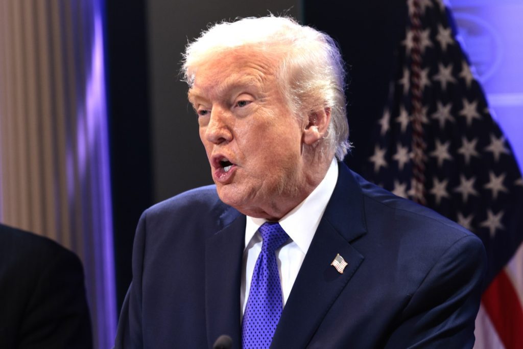 trump considera "profundamente decepcionante" el fallo del supremo contra sus aranceles