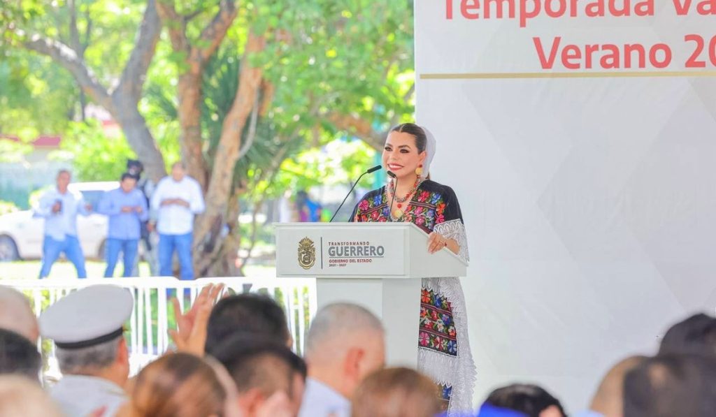 gobernadora evelyn salgado