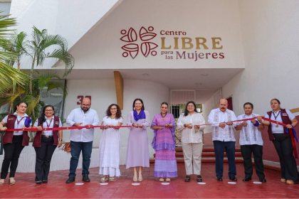 inauguración de centro libre para las mujeres