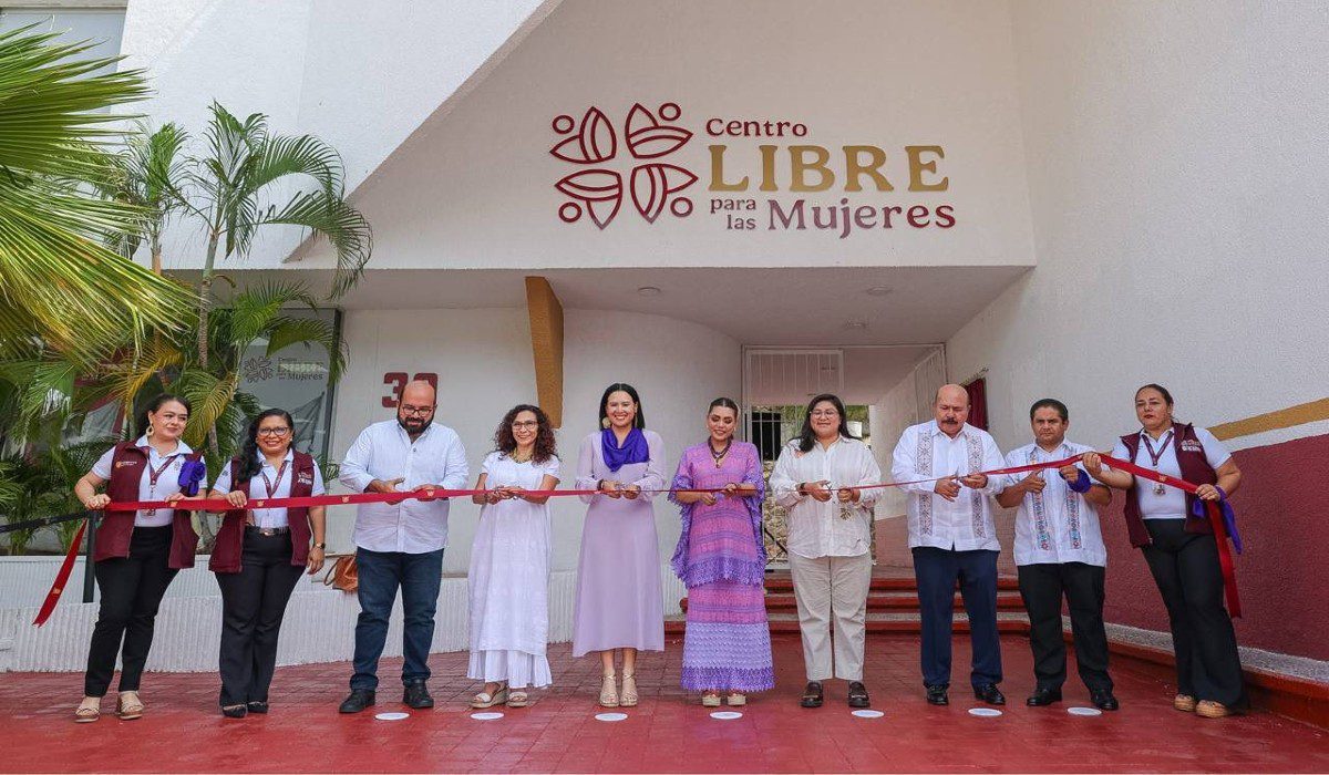 inauguración de centro libre para las mujeres