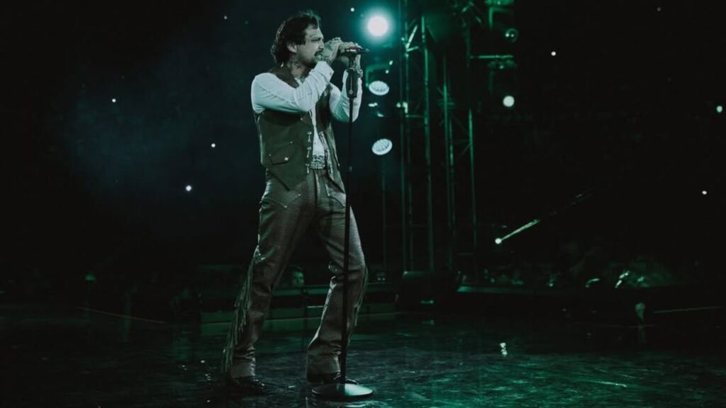 Christian Nodal en concierto en México