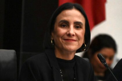 Luz Elena González