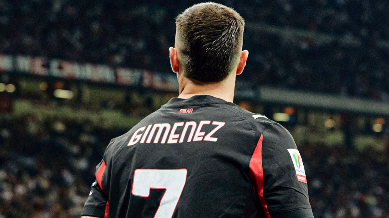 Santiago Giménez, A. C. Milan