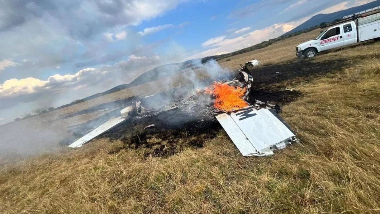 Se desploma avioneta en Purépero, Michoacán