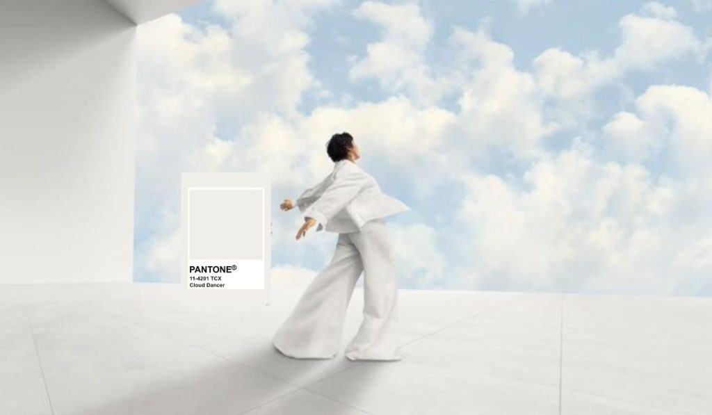 Pantone 2026 será blanco representa “Cloud Dancer”