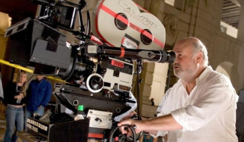 Murió el director Rob Reiner y a su esposa en su residencia; investigan a su hijo como principal sospechoso