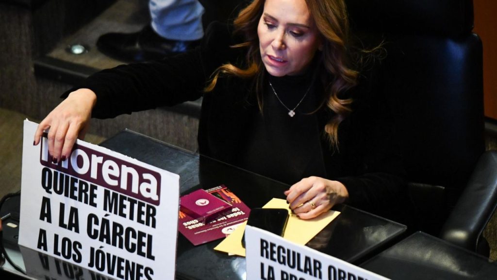 Discusión sobre vapeadores y cigarros electrónicos en el Senado de la República