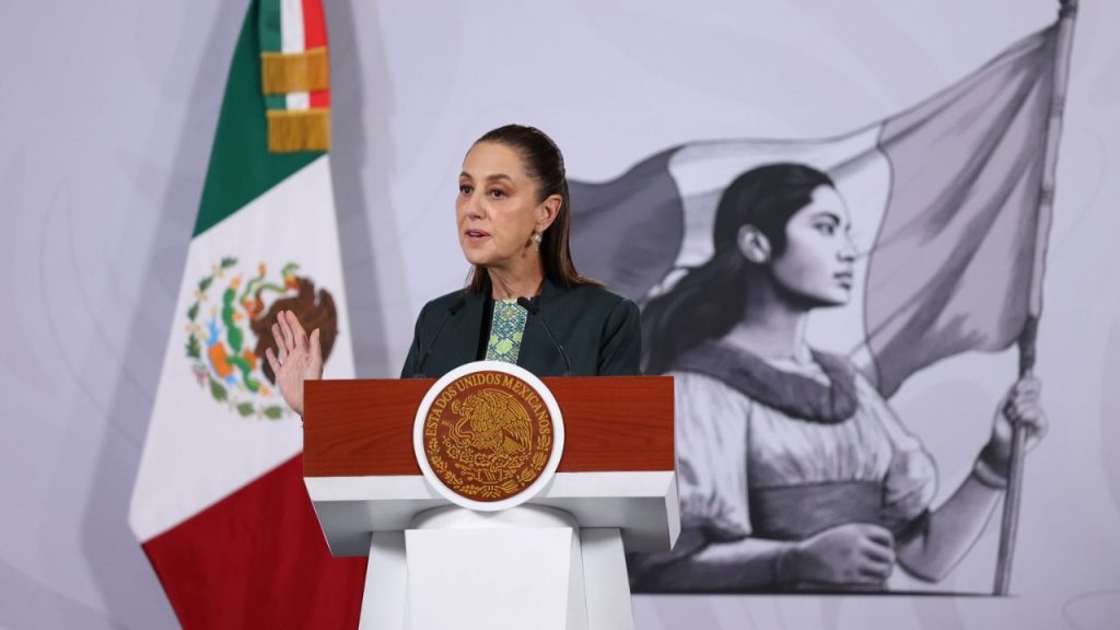 Claudia Sheinbaum durante la Mañanera del Pueblo del 10 de diciembre de 2025