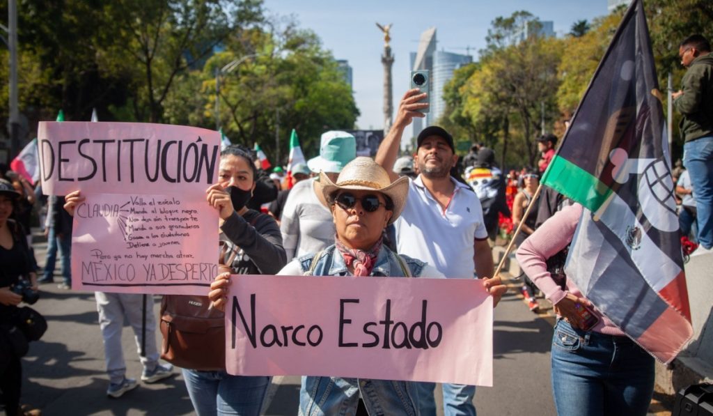 Marcha de la Generación Z convoca a cerca de 300 manifestantes