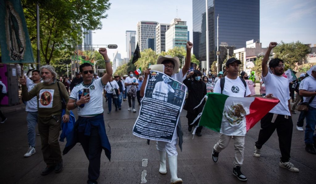 Marcha de la Generación Z convoca a cerca de 300 manifestantes
