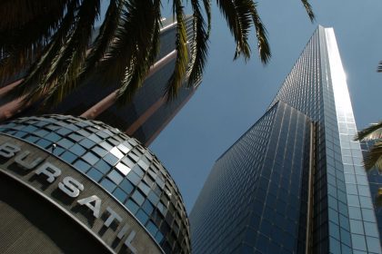 la bolsa mexicana pierde un 0,67 % y corta la racha de tres sesiones positivas al hilo