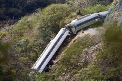 Víctimas del Tren Interoceánico denuncian penalmente a constructoras y funcionarios ante la FGR
