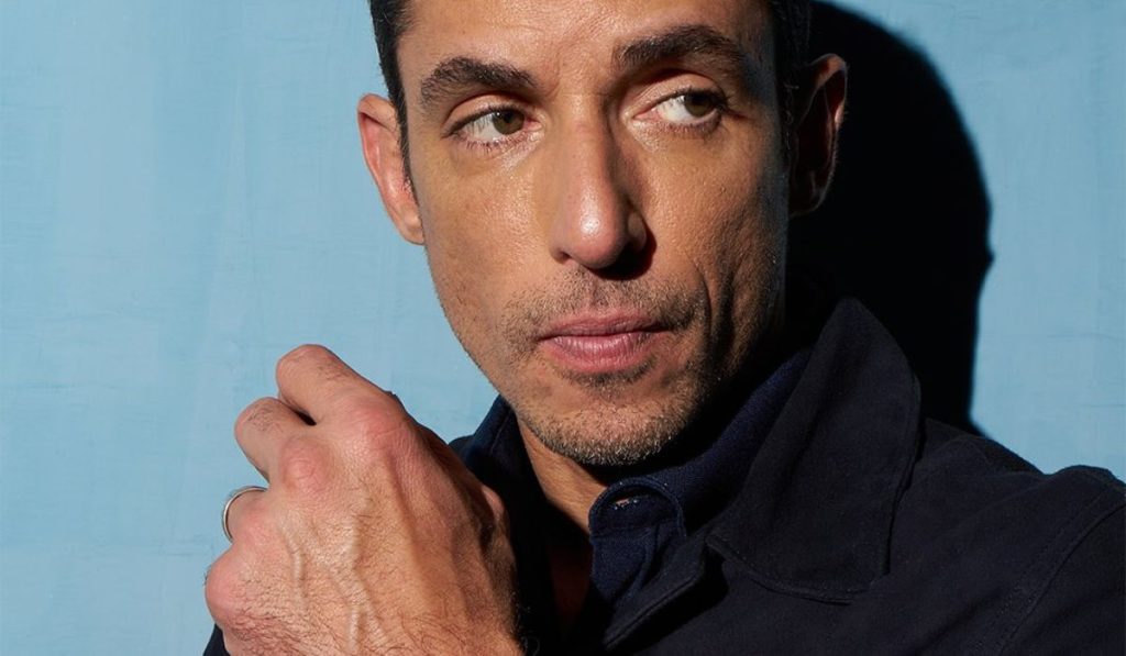 Alberto Guerra enciende las redes con su sensualidad con Madonna (Video)