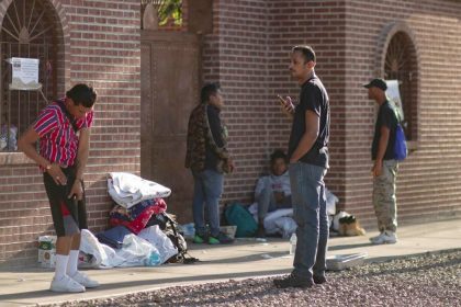 Juez frena detención en Minnesota: orden de liberación contra refugiados