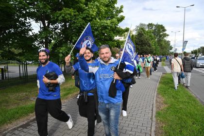 dos aficionados del chelsea son apuñalados en nápoles