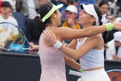 caen giuliana olmos y aldila sutjiadi en segunda ronda del australian open 2026