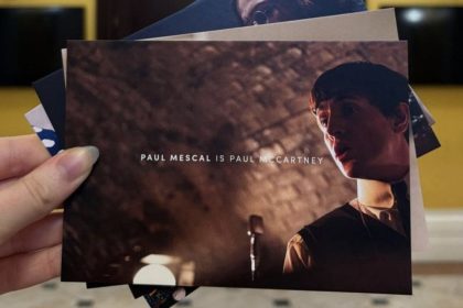 revelan primer vistazo a harris dickinson barry keoghan paul mescal y joseph quinn como the beatles en biopics de sam mendes