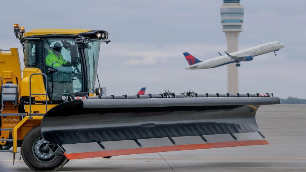 tormenta invernal amenaza a estados unidos y 14 estados declaran emergencia 1