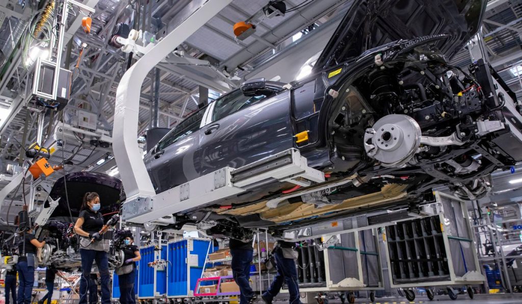 Productos de vehículos ligeros en México inicia con exportaciones del 2.3% a pesar de aranceles