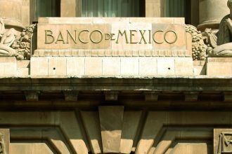 banxico eleva al 16 su pronostico de crecimiento en 2026