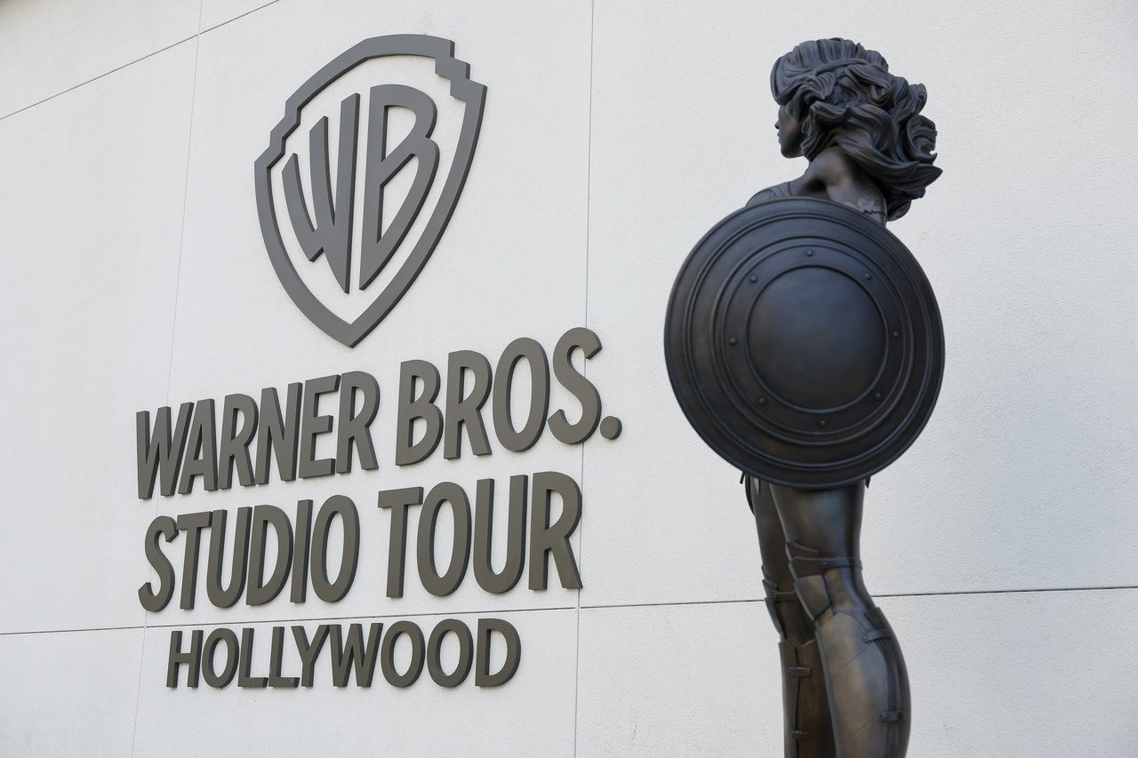 warner bros abre una semana de negociaciones con paramount, aunque su preferido es netflix