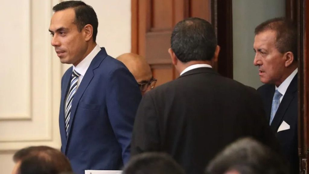 destituye congreso de peru al presidente interino jose jeri tras cuatro meses en el cargo