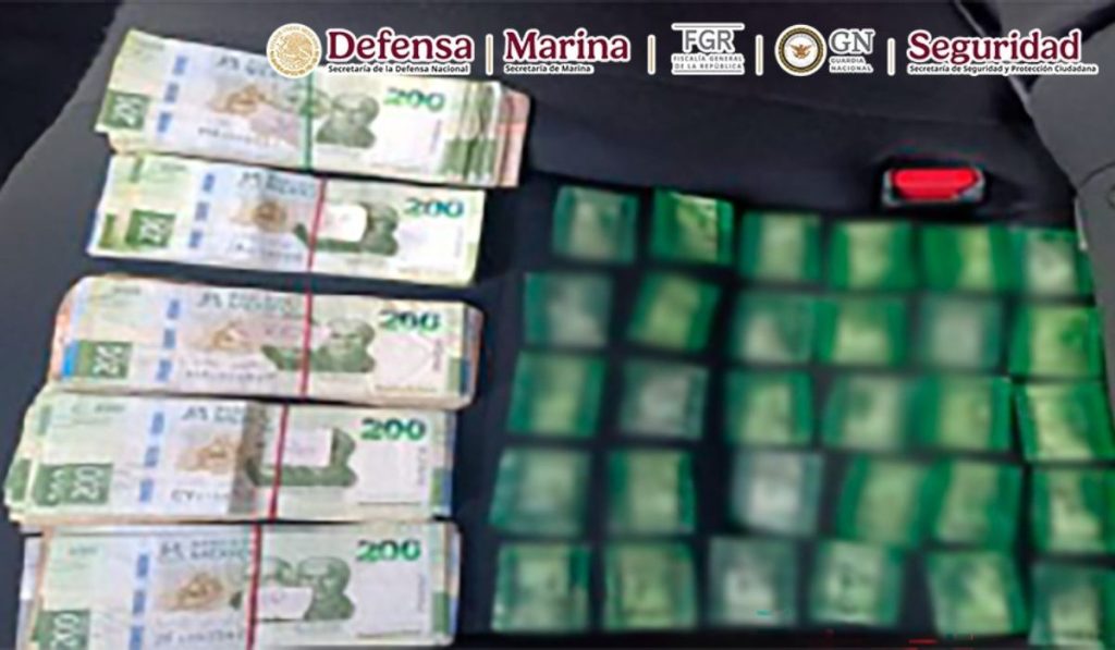 dos detenidos en operativo en el mercado la yarda mazatlan desarticulan celula de extorsion2