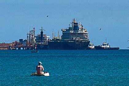 petrolero nicos i v atraca en cuba en medio del bloqueo energetico de eu2
