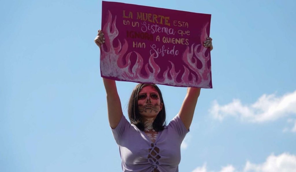 .8m 20 frases y consignas para carteles en la marcha del dia de la mujer2