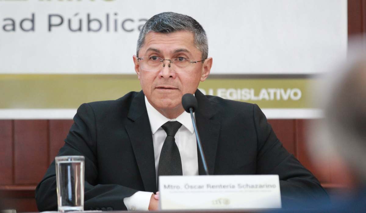 renuncia oscar renteria