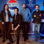 The Killers tocará en el Kick Off de la Champions League | Rob Loud.