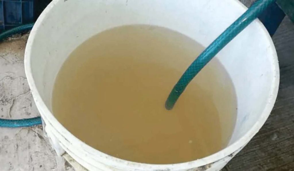 agua contaminada