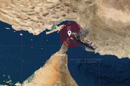 iran abre fuego contra buques comercial en el estrecho de ormuz