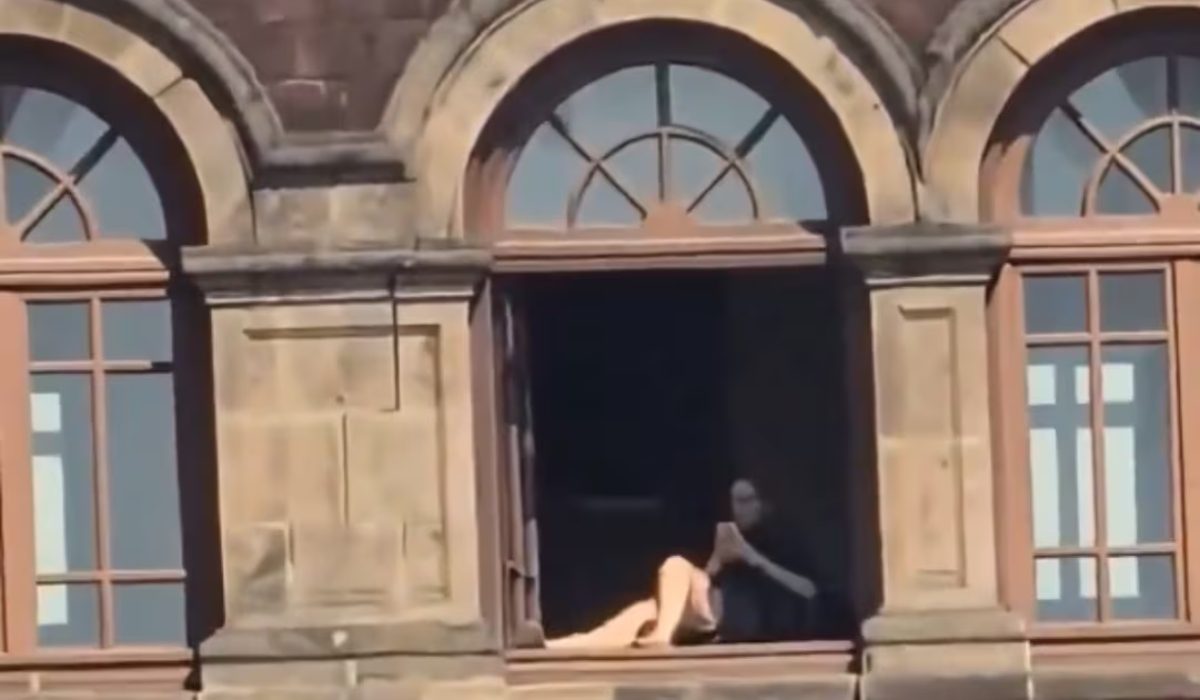 palacio nacional mujer piernas infodemia