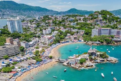 playa acapulco 01
