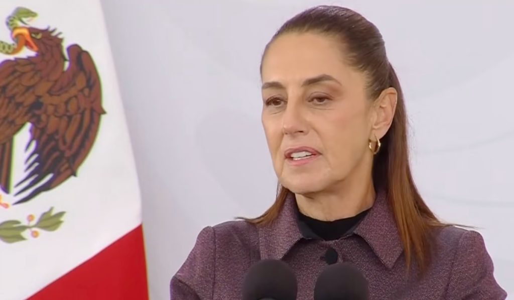 Sheinbaum estalla por difusión de noticias falsas sobre salud de AMLO: "Fue una irresponsabilidad"