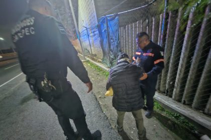 582b12e4 5104 48a4 b6cc c24d9fa8ebe5