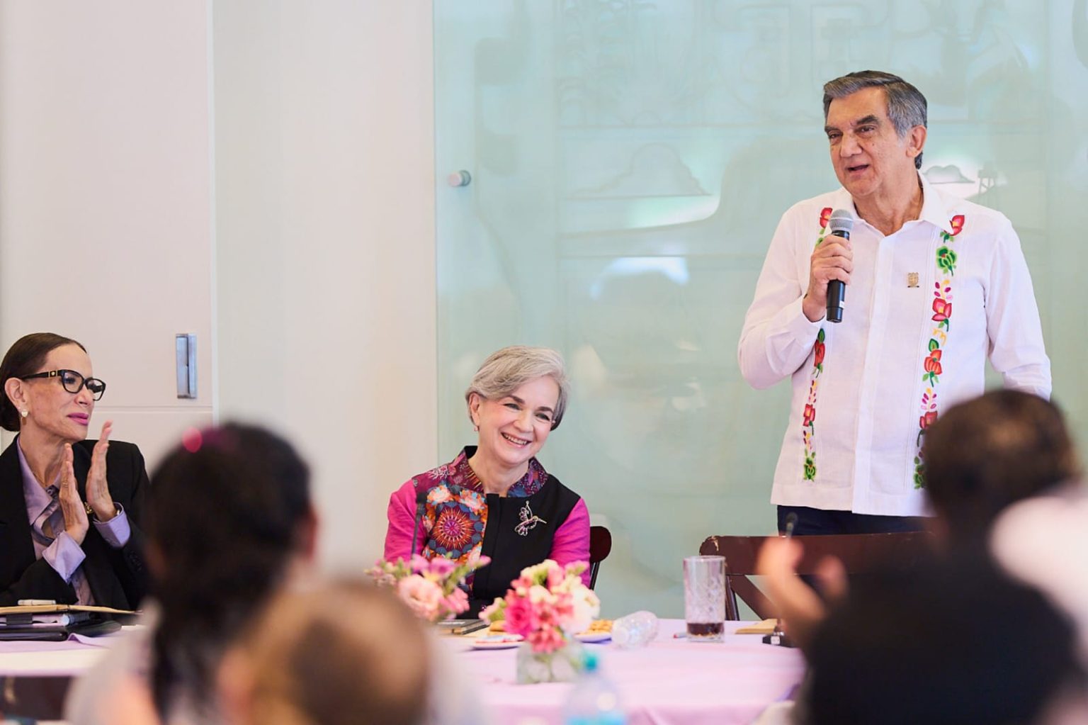 dif 041 2026. dialogan américo y maría de villarreal con habitantes de los polígonos de atención de lazos del bienestar (10)