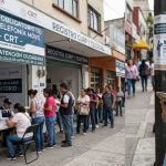 línea telefónica registrar