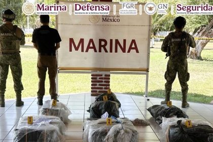 Incautan droga en Michoacán | Marina