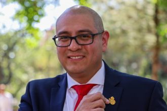 profesor israel reyna méndez