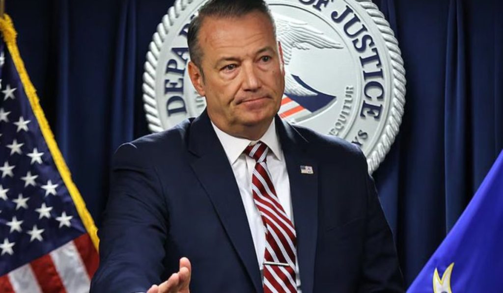 todd lyons exdirector de ice