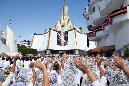 luz del mundo naasón joaquín garcía