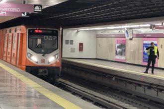 metro línea rosa