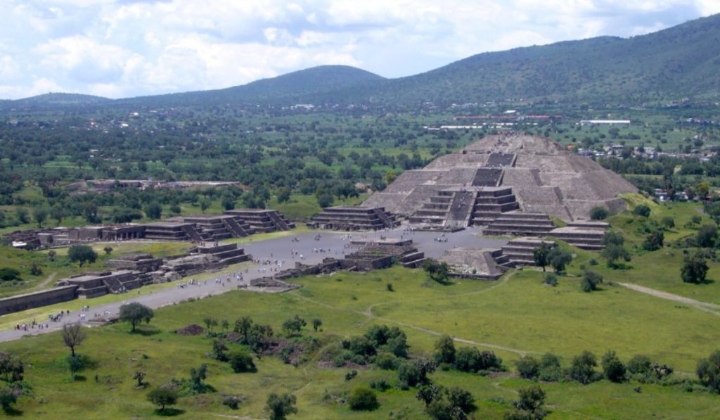 piramide luna