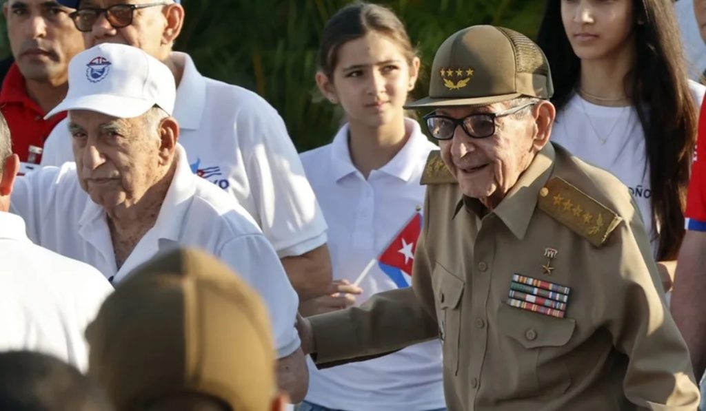raul castro 02