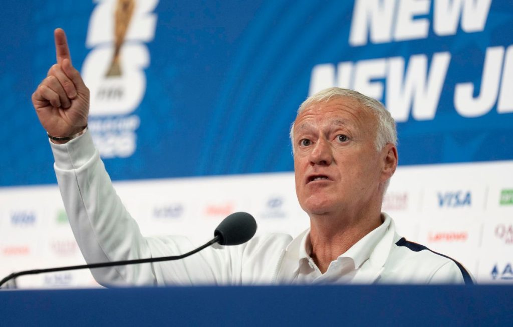 el seleccionador de francia, didier deschamps en el east rutherford, new jersey, estados unidos.. efe:ángel colmenares