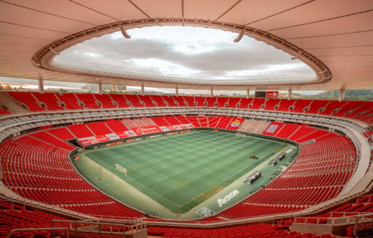 estadio guadalajara akron