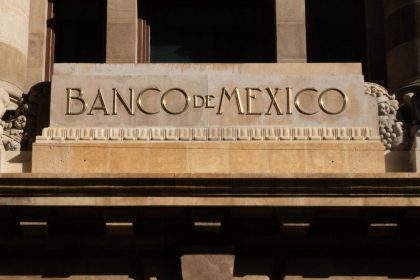 Fachada del banco de México, en la calle de 5 de Mayo, en el Centro Histórico. FOTO: MOISÉS PABLO/CUARTOSCURO.COM